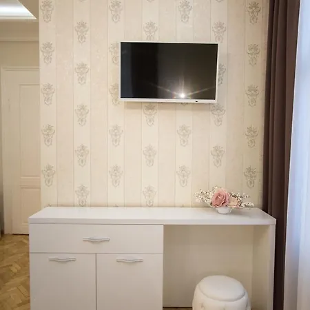 Center Deluxe Garni Nis